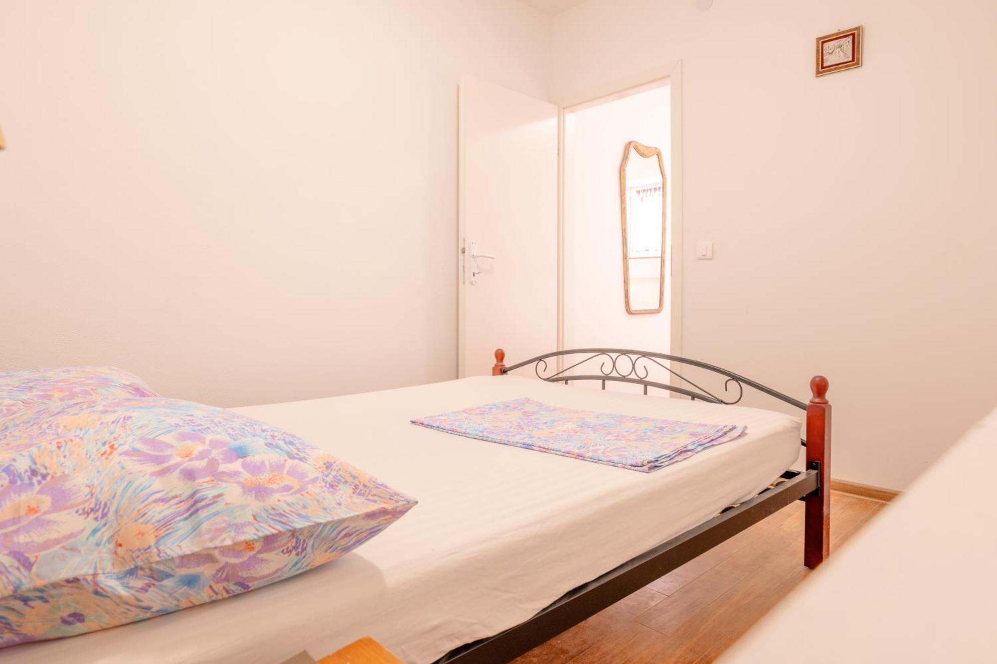 Apartments Ema Šibenik Екстериор снимка