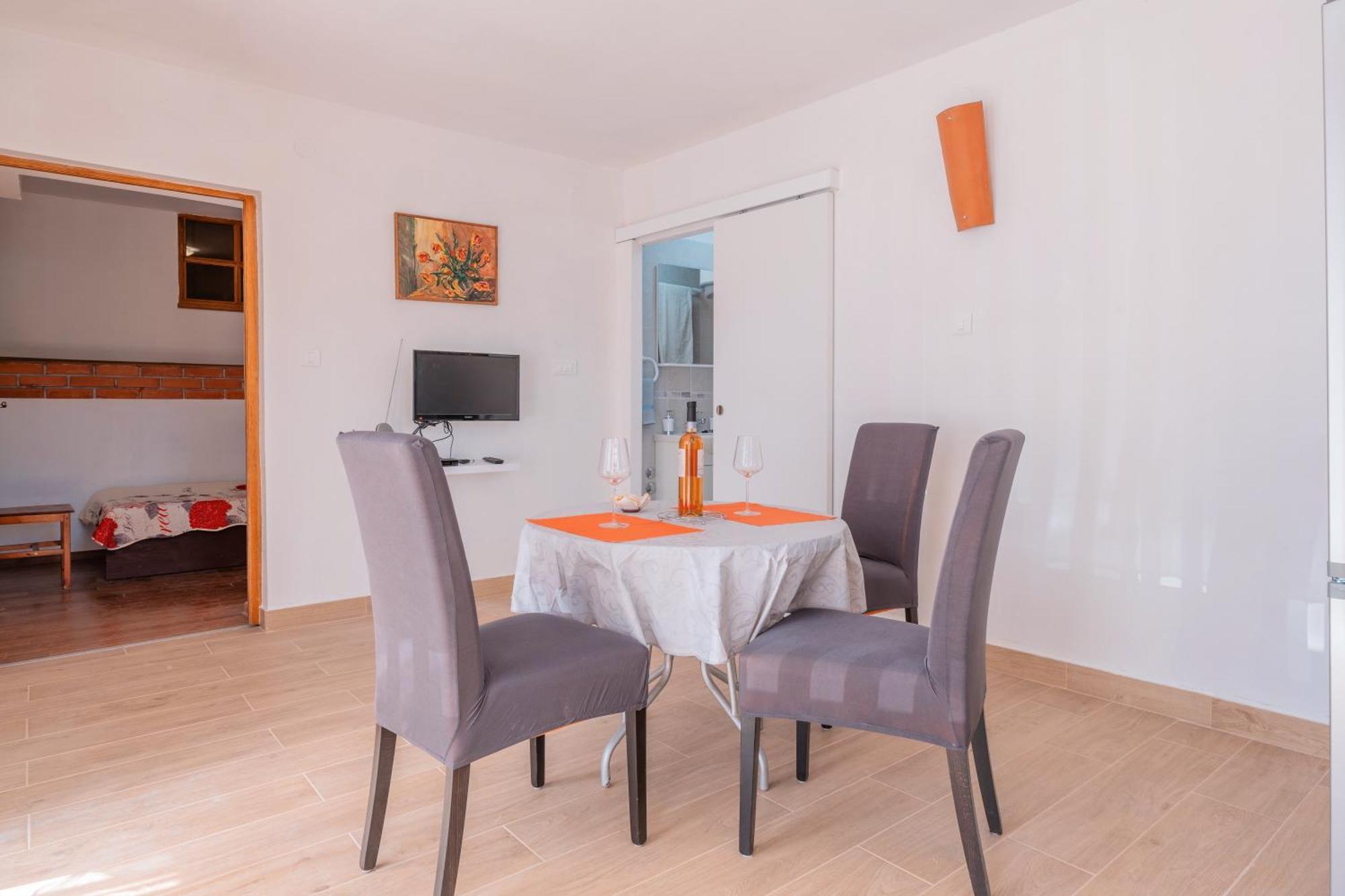 Apartments Ema Šibenik Екстериор снимка