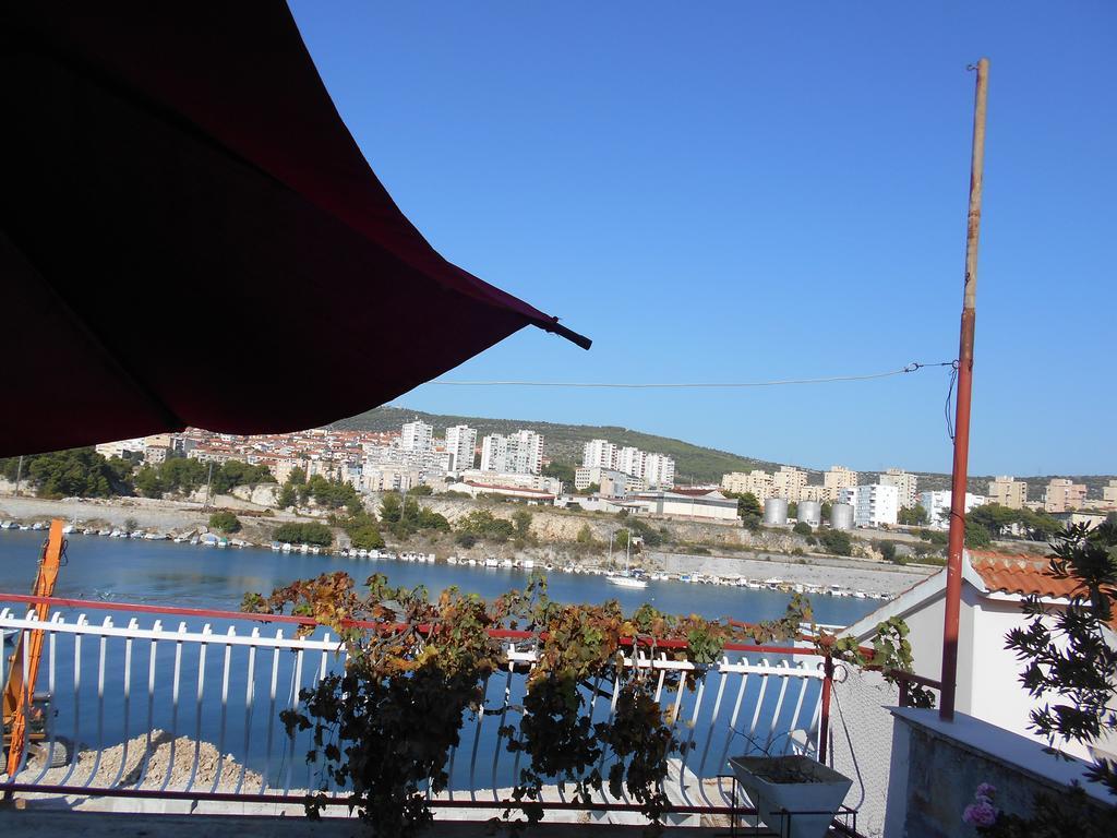 Apartments Ema Šibenik Екстериор снимка