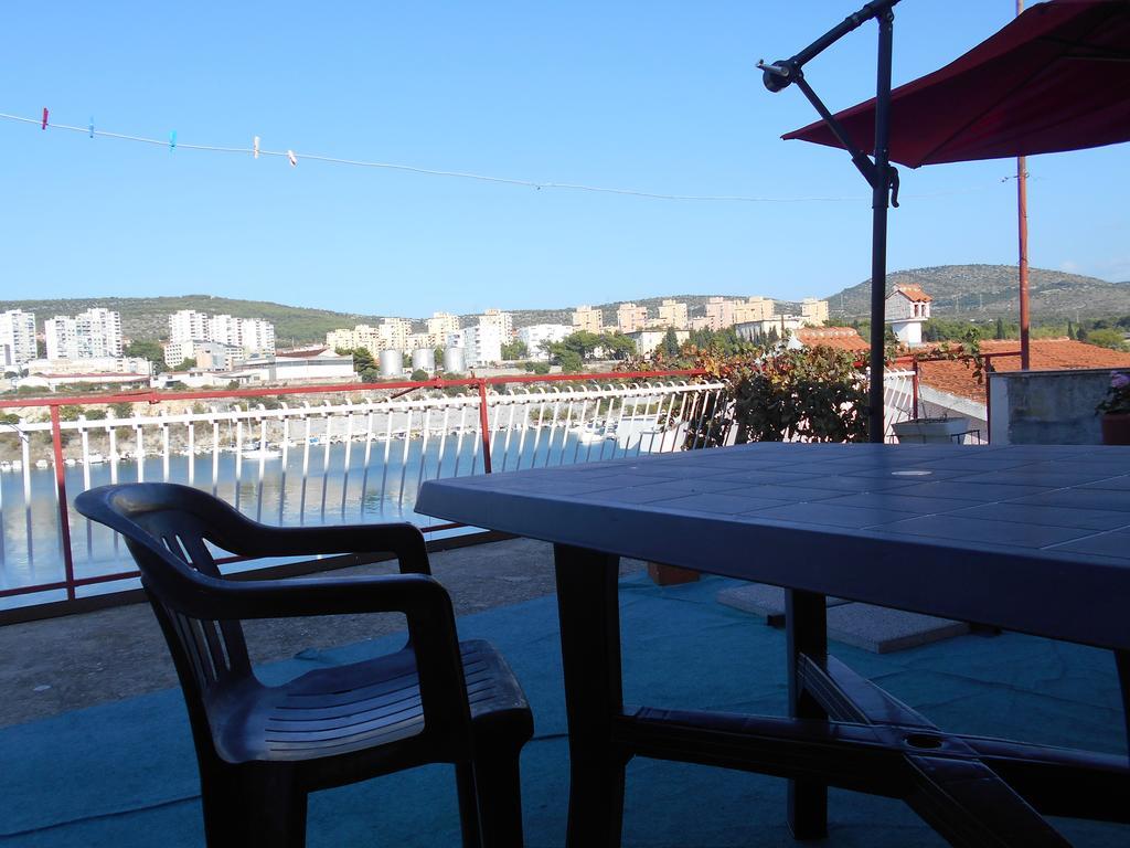 Apartments Ema Šibenik Екстериор снимка