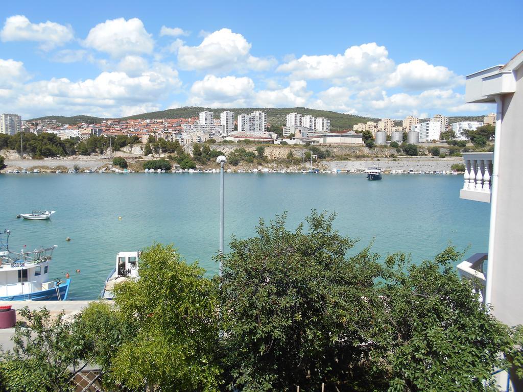 Apartments Ema Šibenik Екстериор снимка