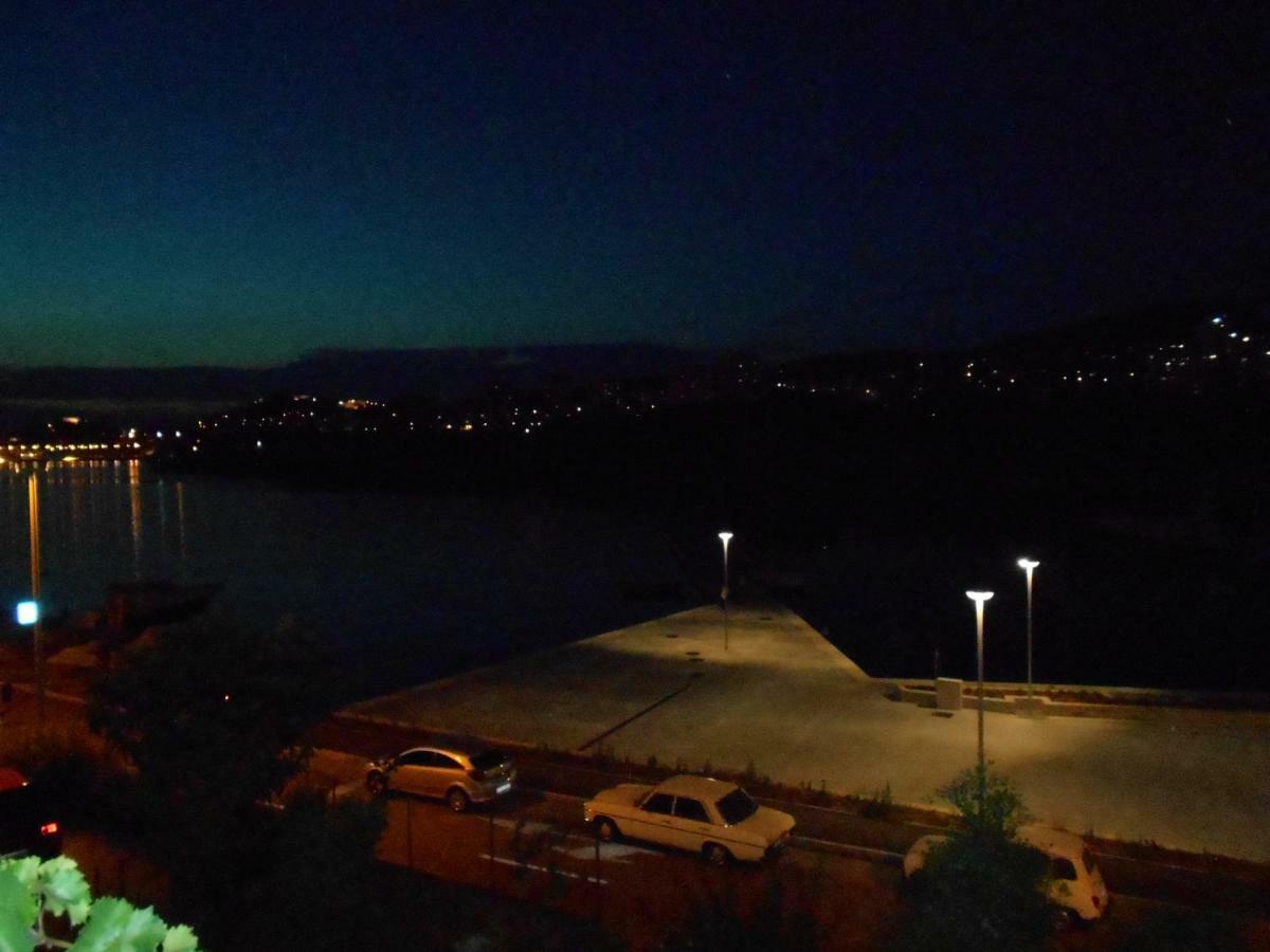 Apartments Ema Šibenik Екстериор снимка